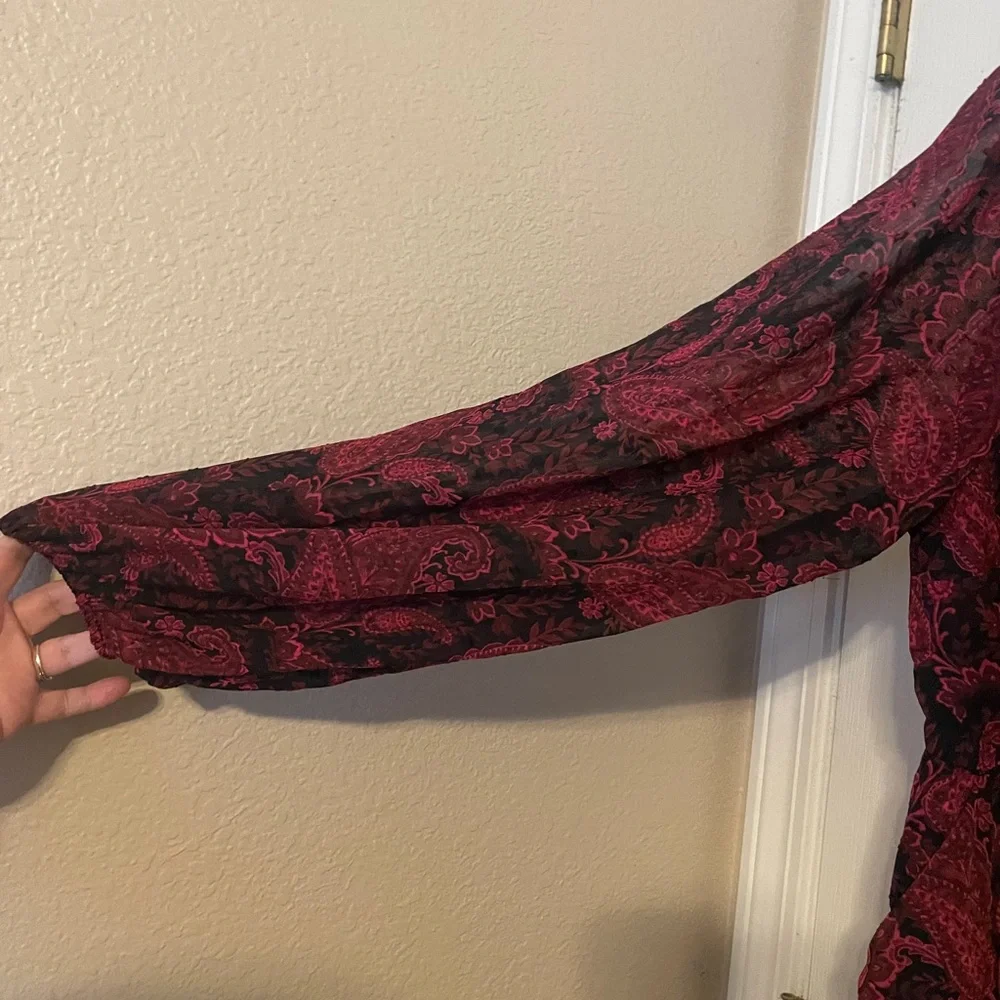 NWT Torrid Red and Black Floral Paisley Maxi Dress Size 1X Sheer Sleeve  Holiday - Picture 4 of 10